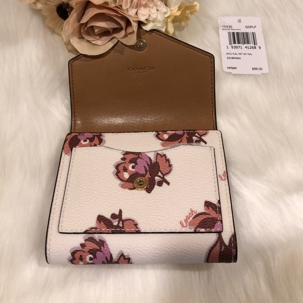 NWT COACH SMALL WALLET WITH FLORAL PRINT - Picture 4 of 8